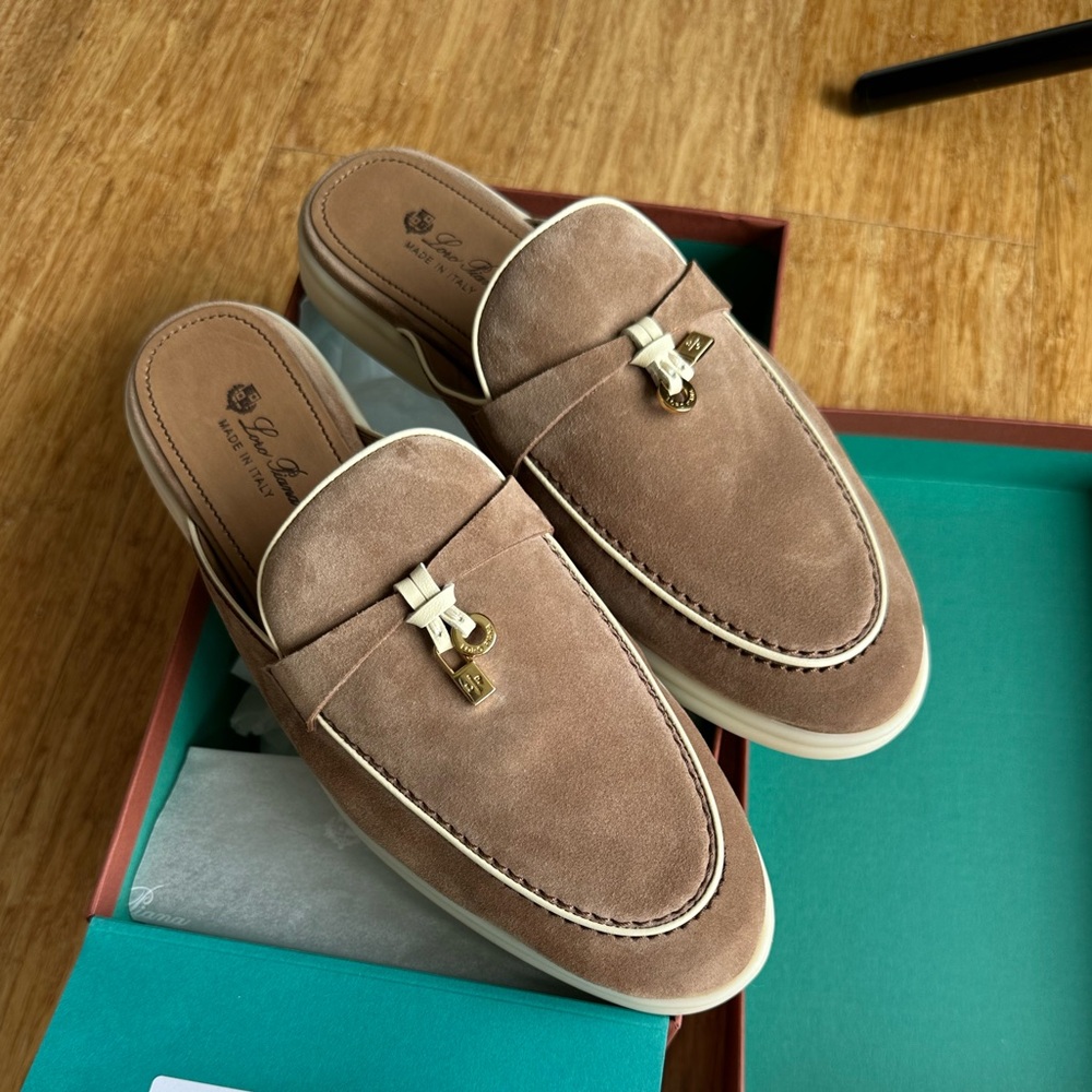 Charms Walk Babouche Loafer